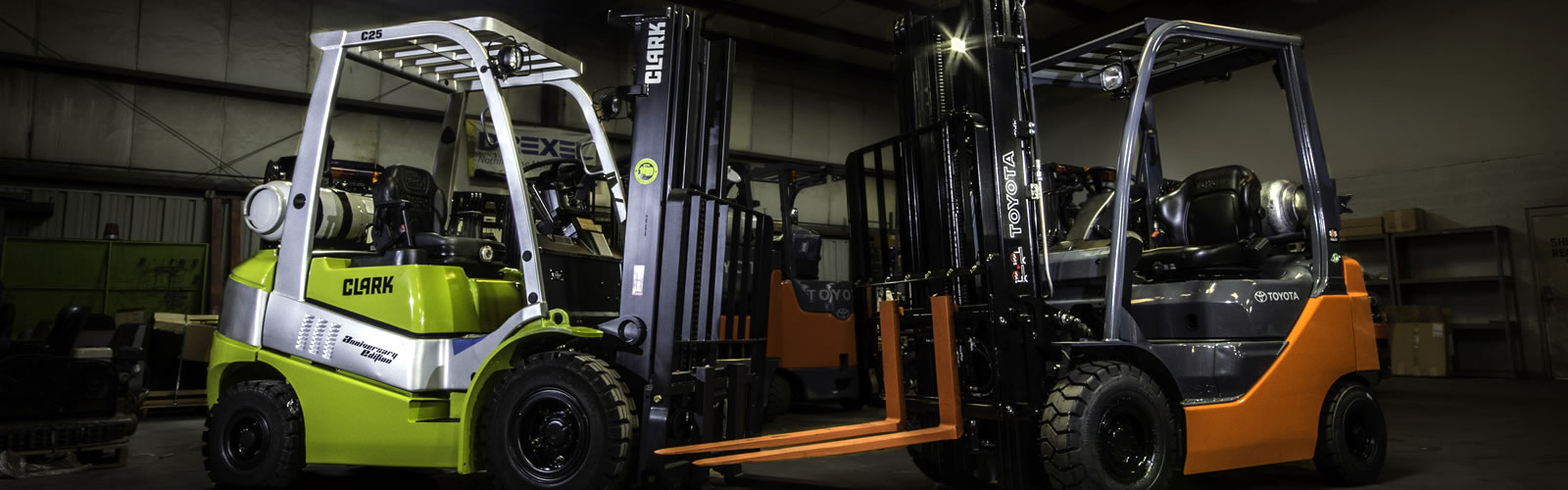 Forklifts of St. Louis - slide 1
